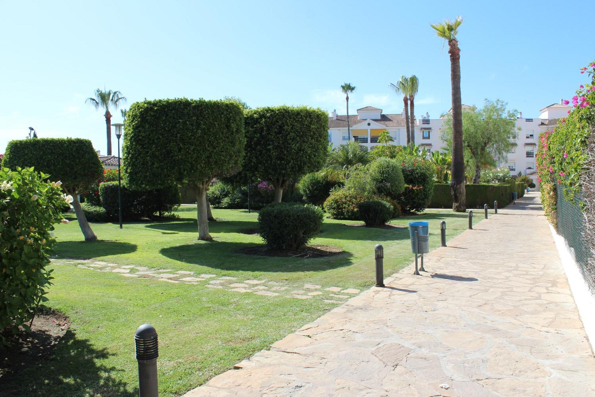 Beach Apartments In Lorcrisur San Pedro Марбелья Экстерьер фото
