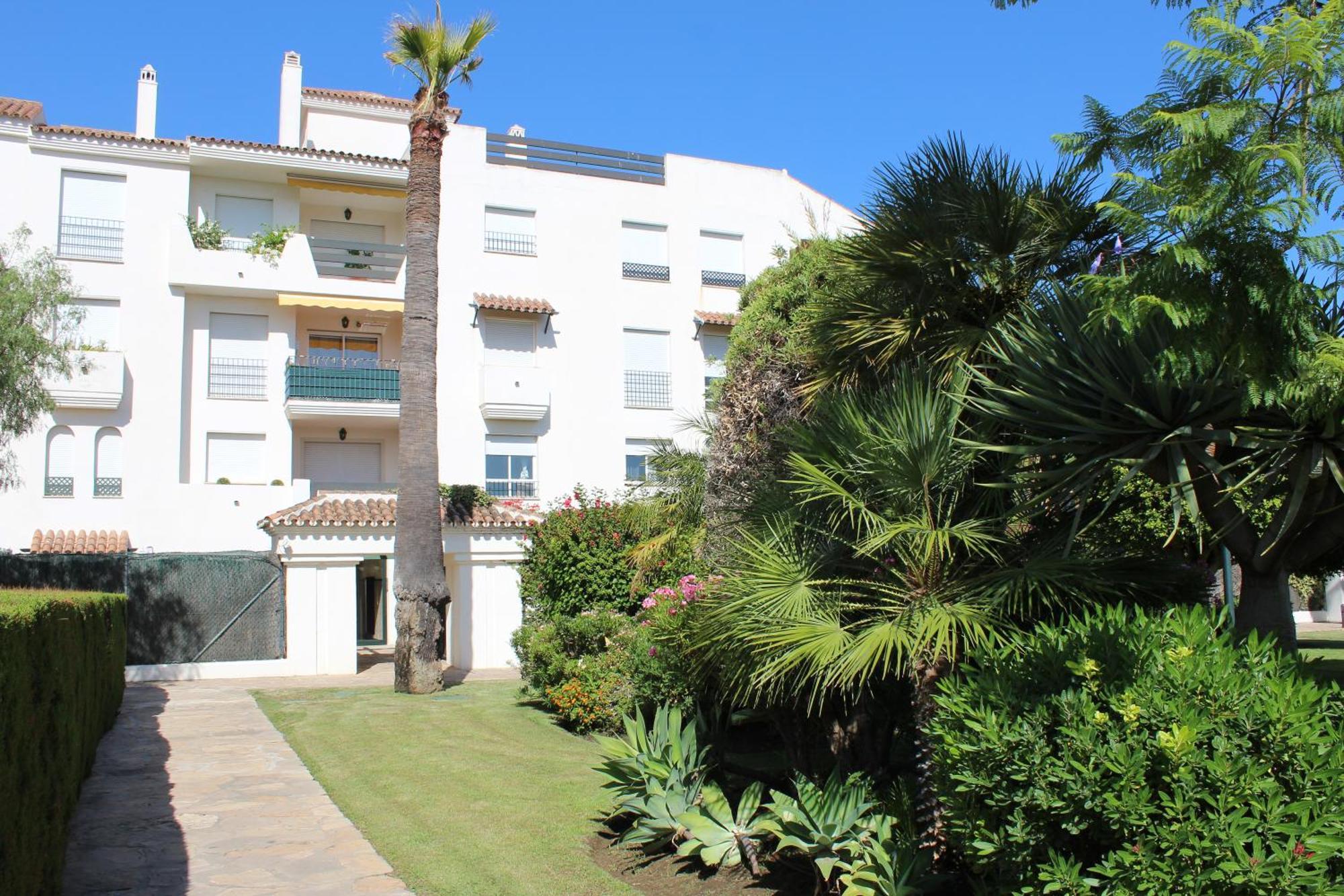Beach Apartments In Lorcrisur San Pedro Марбелья Экстерьер фото